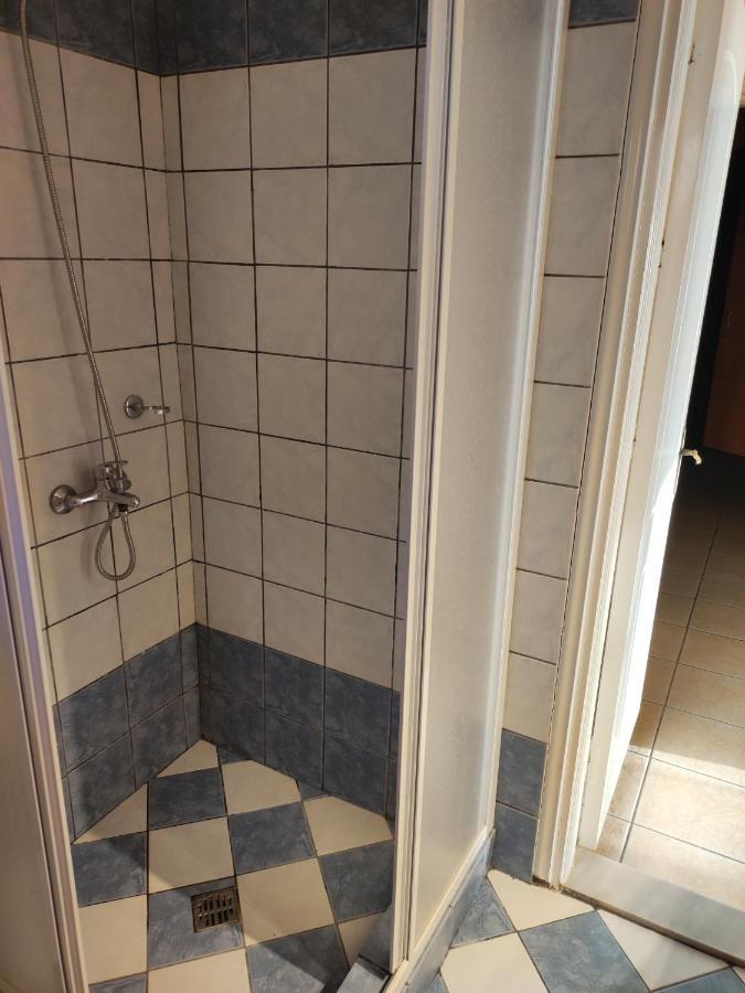 George Apartment Myrties Luaran gambar